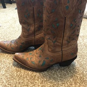 Coral cowboy boots